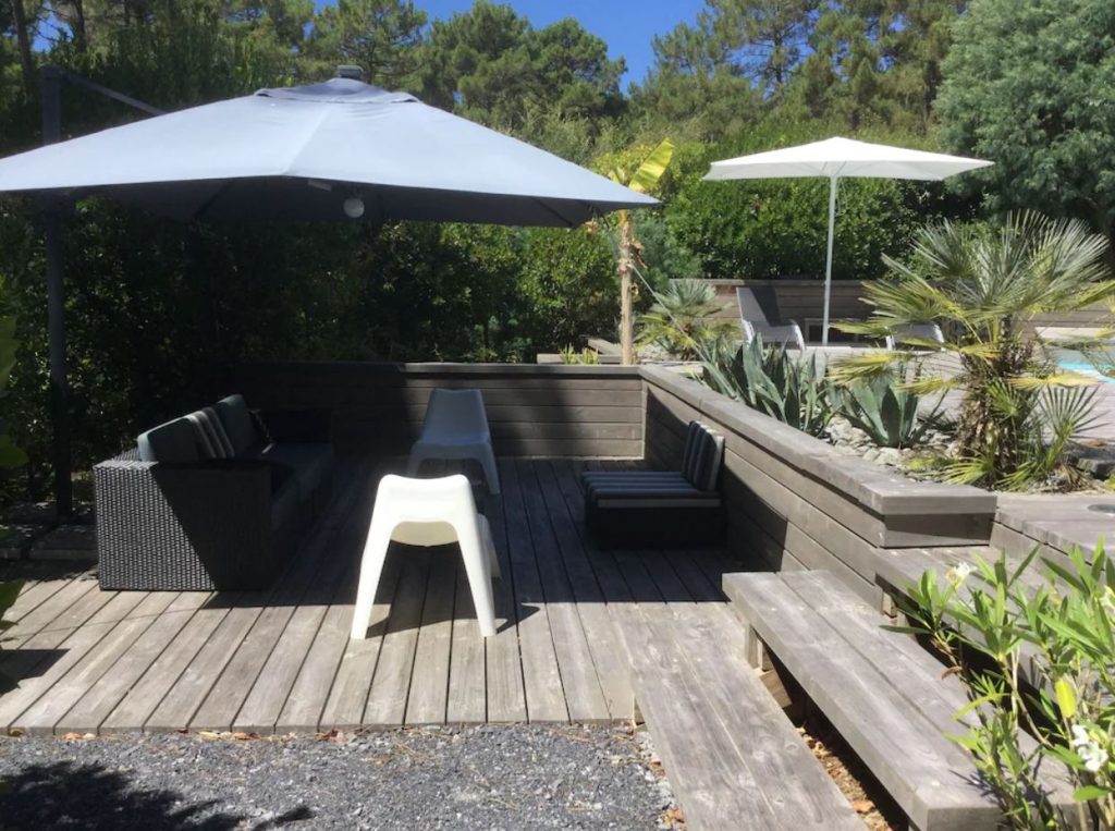 Villa avec piscine – 5 chambres – 9 voyageurs – 200 m²