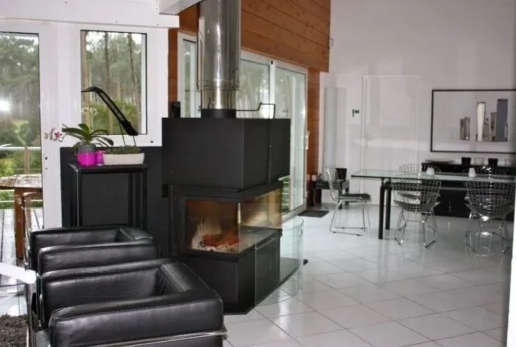 Villa avec piscine – 5 chambres – 9 voyageurs – 200 m²