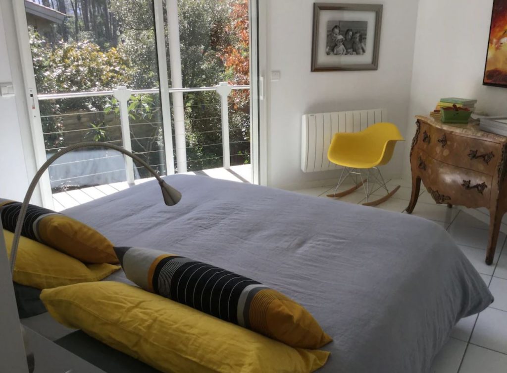 Villa avec piscine – 5 chambres – 9 voyageurs – 200 m²