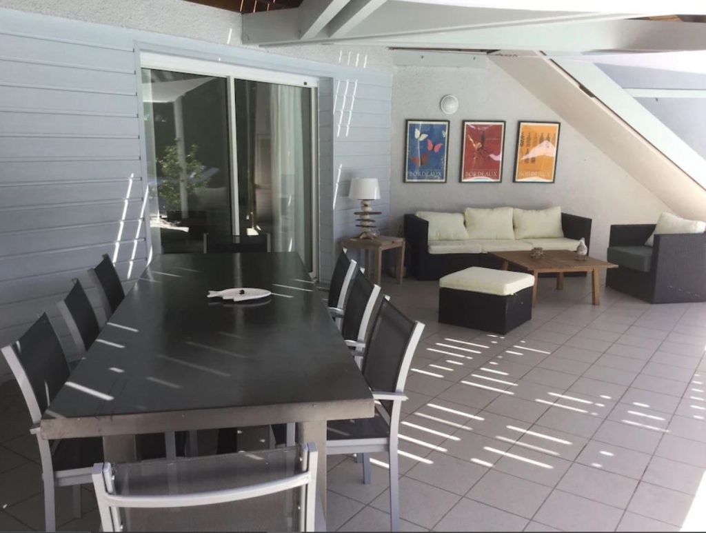 Villa avec piscine – 5 chambres – 9 voyageurs – 200 m²