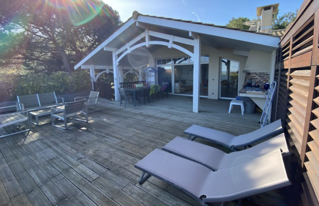 Villa en deuxième ligne à deux pas de la plage du Mimbeau – 6 pièces – 5 chambres – 150 m²