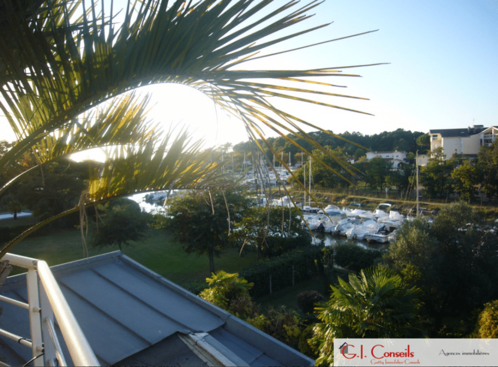 Superbe villa contemporaine – 6 pièces – 4 chambres – 220 m²