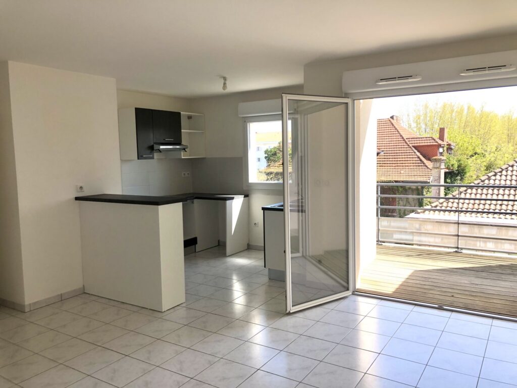 Appartement – 3 pièces – 2 chambres – 63 m²