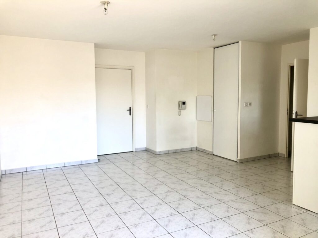 Appartement – 3 pièces – 2 chambres – 63 m²