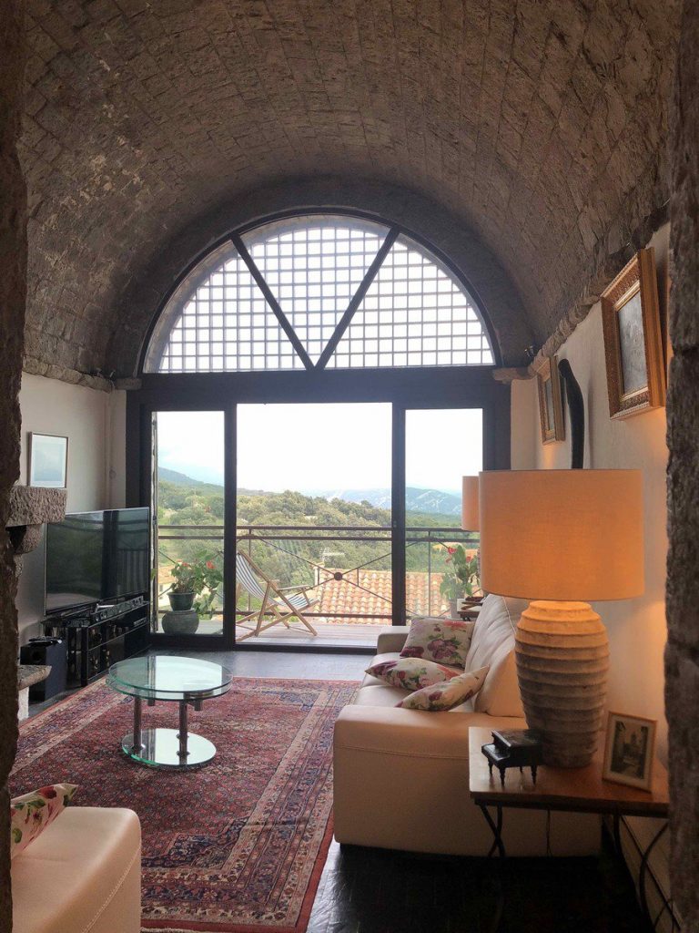 Maison – 6 pièces – 3 chambres