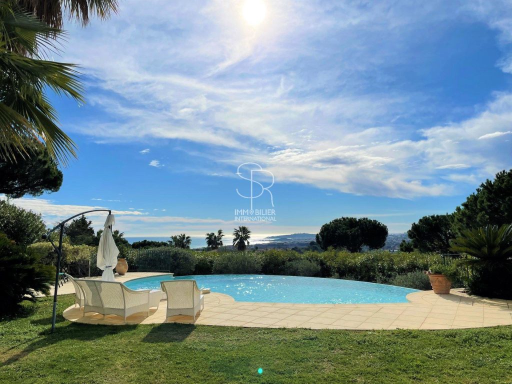 Sublime villa moderne indépendante – 5 pièces – 4 chambres – 195 m²