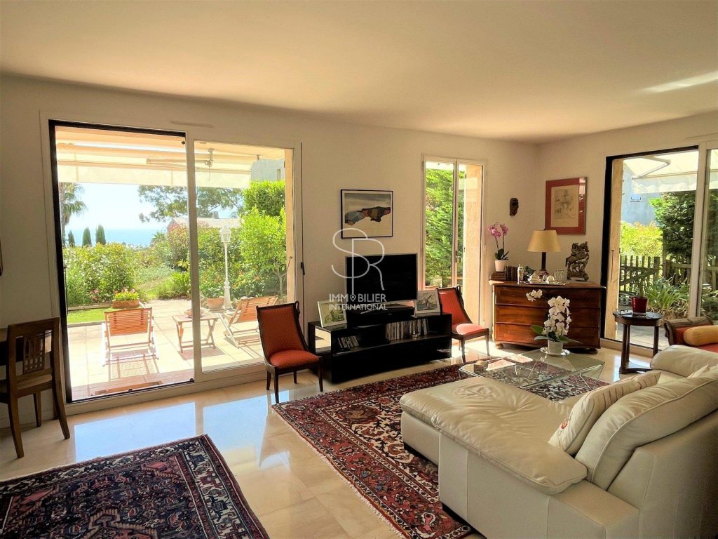 Appartement – 4 pièces – 3 chambres – 101 m²