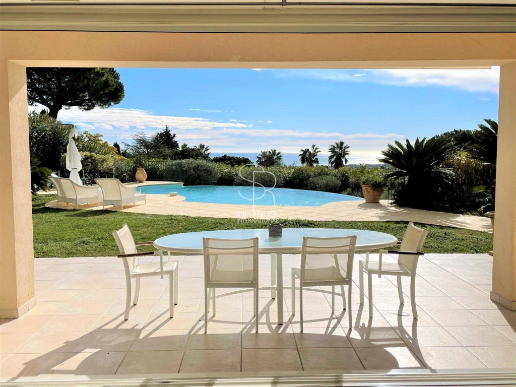 Sublime villa moderne indépendante – 5 pièces – 4 chambres – 195 m²