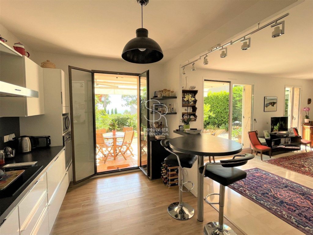 Appartement – 4 pièces – 3 chambres – 101 m²