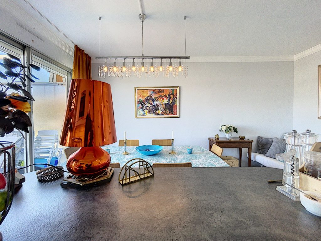 Appartement d’angle avec garage – 3 pièces – 1 chambre – 60 m²