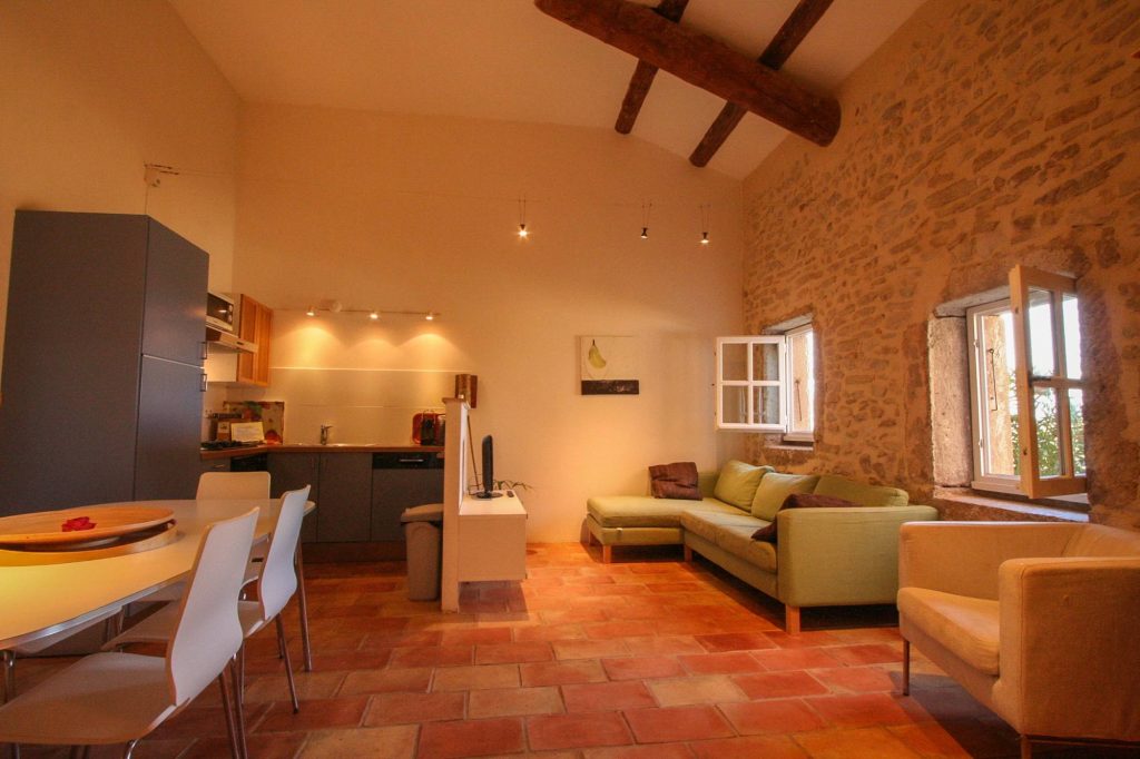 Très beau duplex dans un cadre enchanteur – 3 pièces – 2 chambres – 65 m²