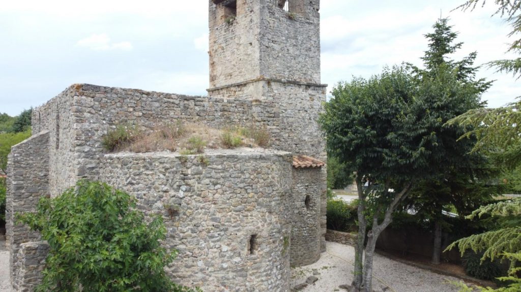 Propriété avec prieuré et autres dépendances – 6 pièces – 5 chambres – 175 m²