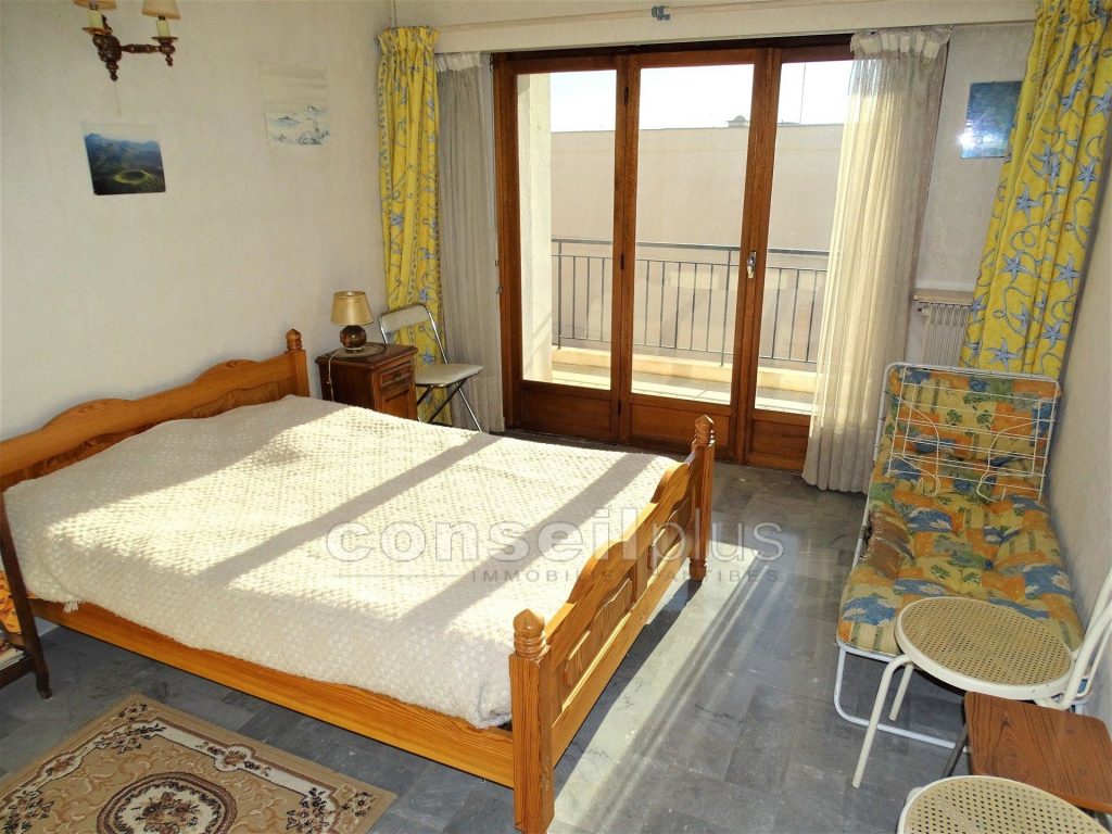 Appartement dans petite copropriété de standing – 3 pièces – 2 chambres – 67 m²