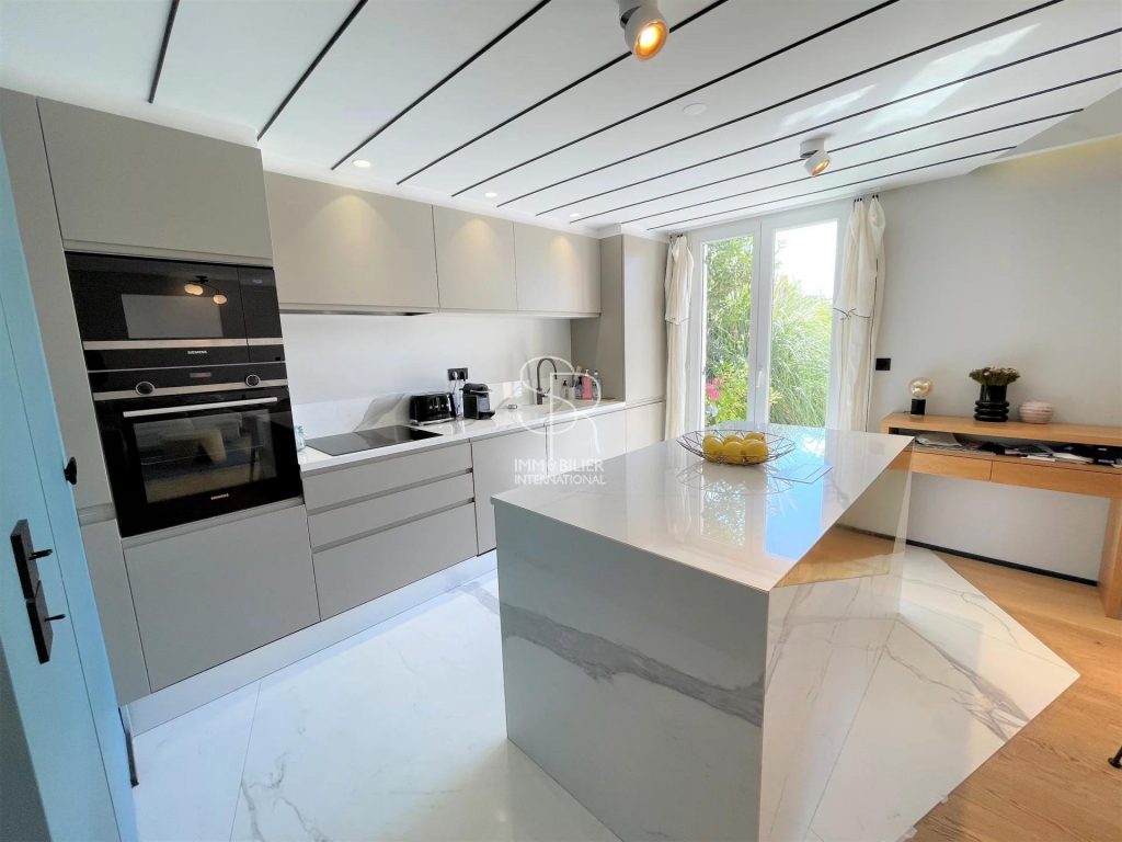 Superbe villa rénovée avec goût et modernité – 4 pièces – 3 chambres – 97 m²