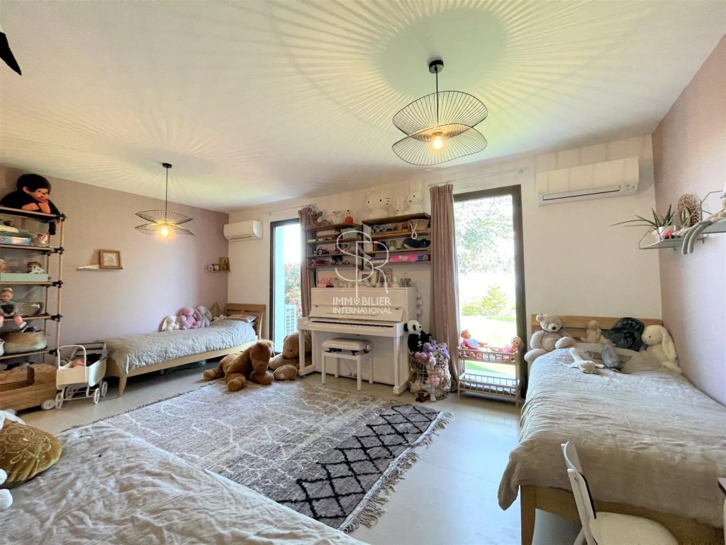 Villa coup de cœur – 5 pièces – 4 chambres – 155 m²