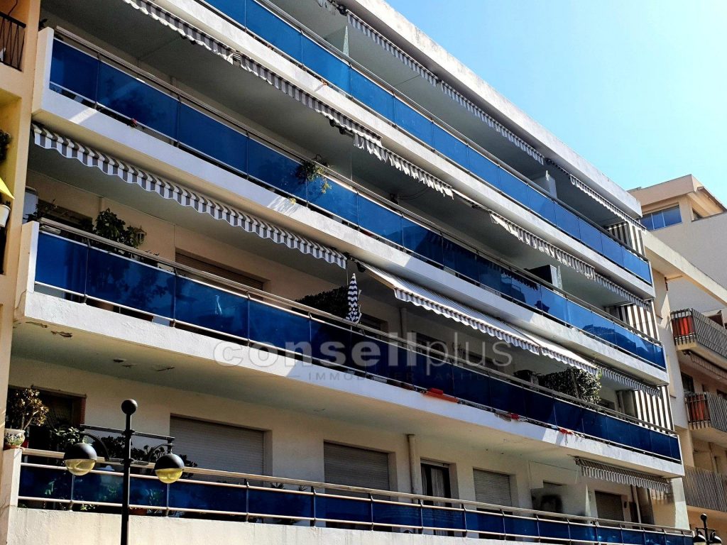 Appartement dans petite copropriété de standing – 3 pièces – 2 chambres – 67 m²