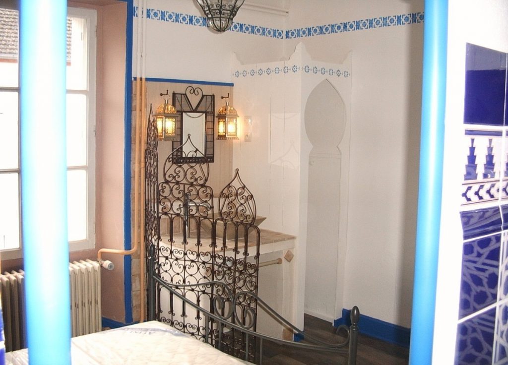 Maison en pierre du 19ème siècle – 15 pièces – 6 chambres – 450 m²