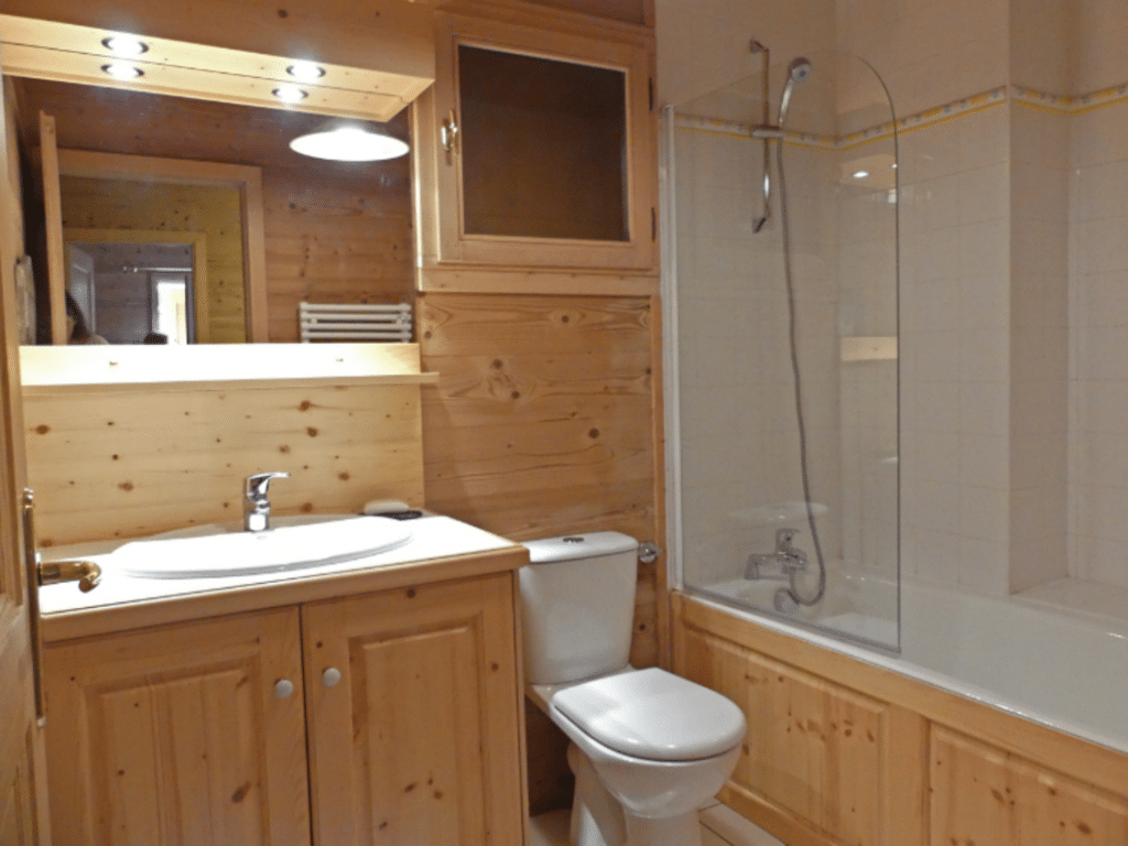 Chalet – 5 pièces – 3 chambres – 79 m²