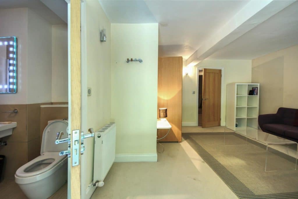 Chalet – 6 pièces – 5 chambres – 230 m²