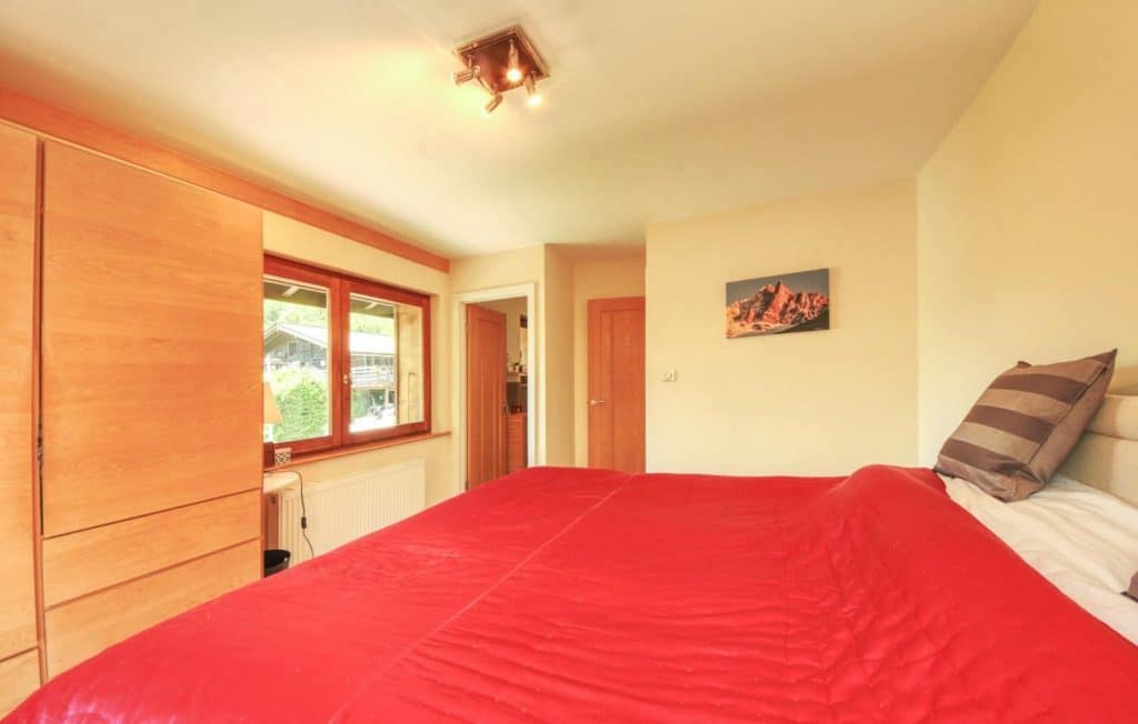 Chalet – 6 pièces – 5 chambres – 230 m²