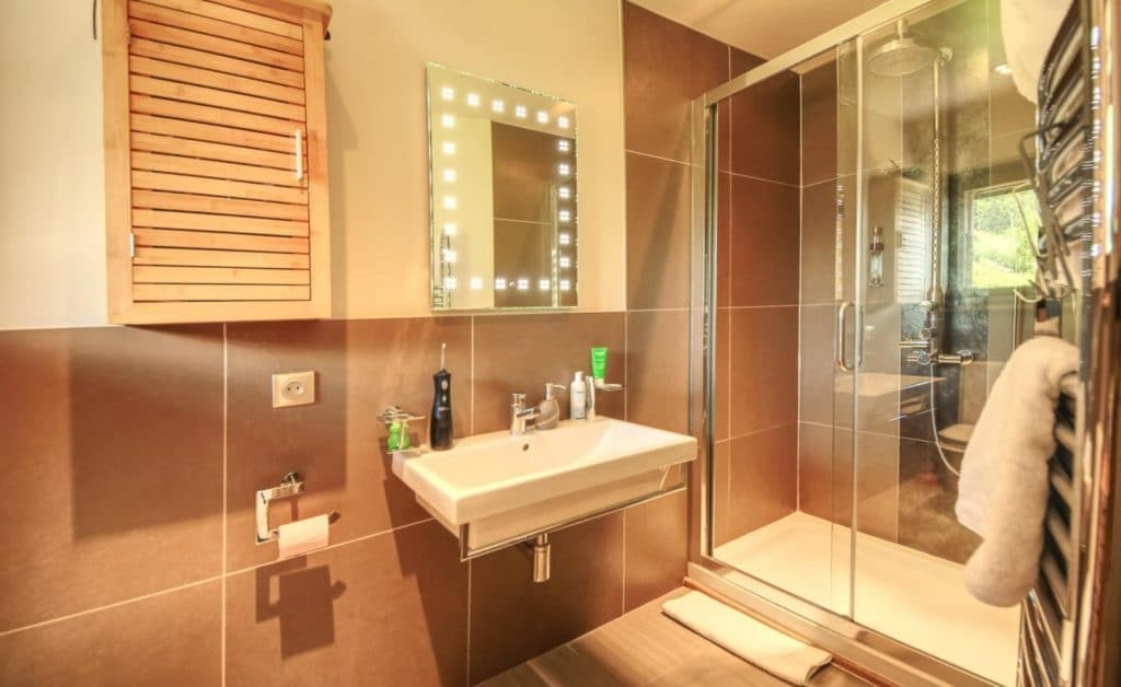 Chalet – 6 pièces – 5 chambres – 230 m²