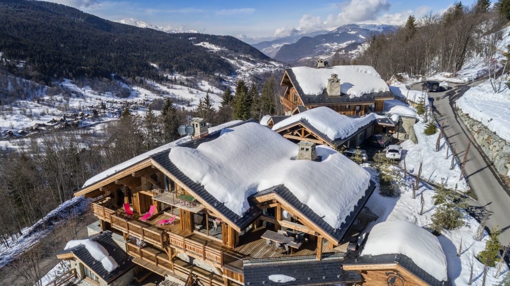 Chalet luxe avec hammam et piscine intérieure chauffée – 6 chambres – 14 voyageurs – 660 m²