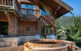 Chalet individuel avec hammam, jacuzzi extérieur, salle de massage – 7 chambres – 15 voyageurs – 320 m²