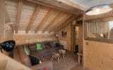 Chalet individuel avec jacuzzi extérieur et sauna – 7 chambres – 12 voyageurs – 230 m²