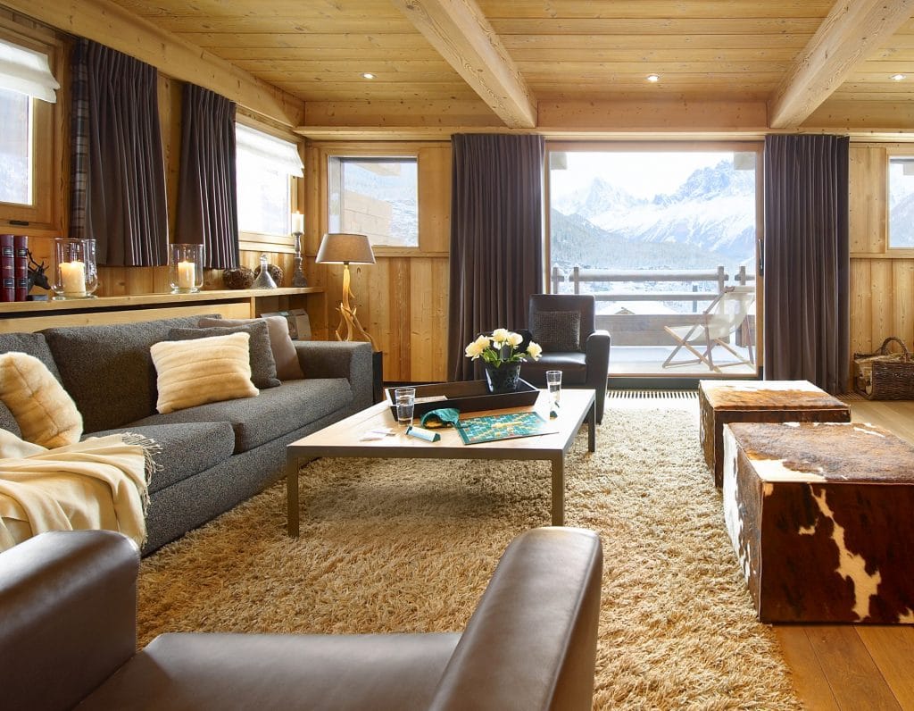 Chalet individuel avec piscine et jacuzzi – 4 chambres – 8 voyageurs