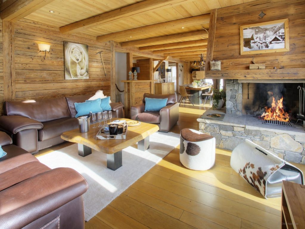 Chalet individuel avec jacuzzi intérieur et sauna – 5 chambres – 10 voyageurs – 185 m²