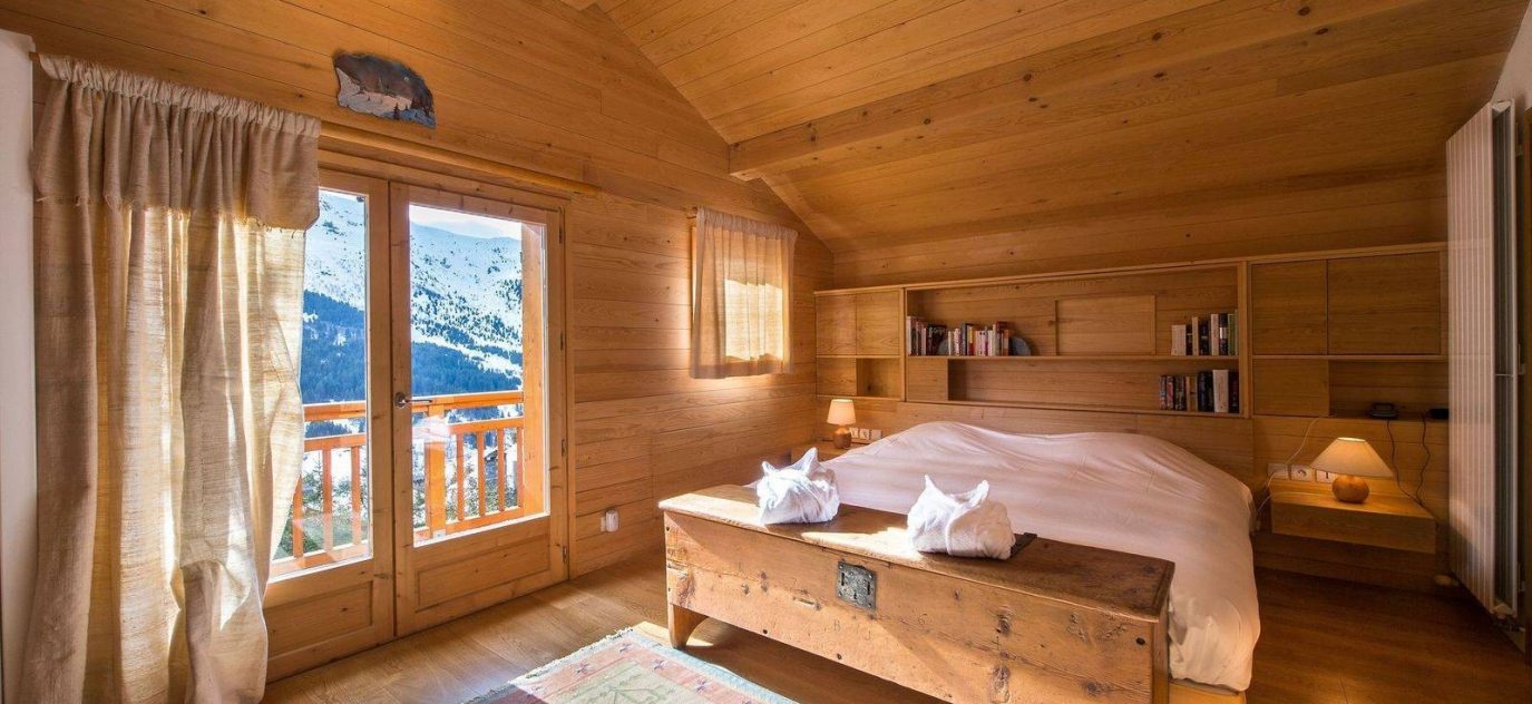 Chalet individuel avec accès direct aux pistes de ski – 6 chambres – 12 voyageurs – 300 m²