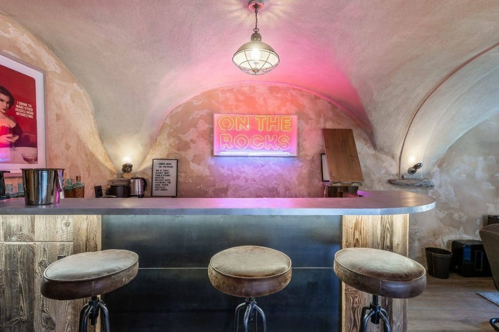 Chalet individuel avec jacuzzi extérieur – 5 chambres – 12 voyageurs – 340 m²