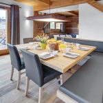 Chalet mitoyen avec jacuzzi extérieur et home cinéma – 4 chambres – 11 voyageurs – 150 m²