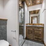 Chalet luxe avec hammam et piscine intérieure chauffée – 6 chambres – 14 voyageurs – 660 m²