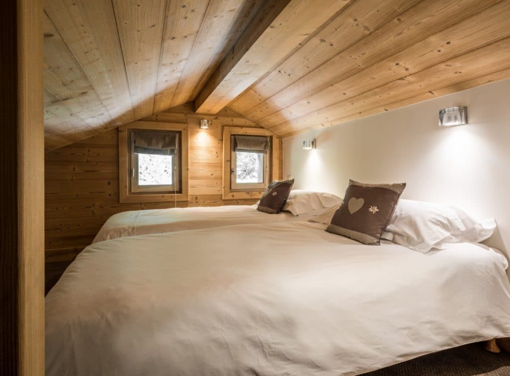 Chalet individuel avec salle de cinéma, jacuzzi extérieur – 7 chambres – 14 voyageurs – 230 m²