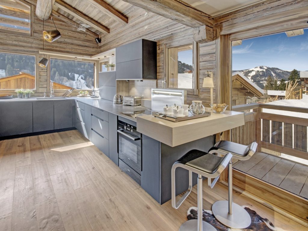 Chalet individuel avec piscine intérieure privée chauffée et sauna – 5 chambres – 14 voyageurs – 355 m²