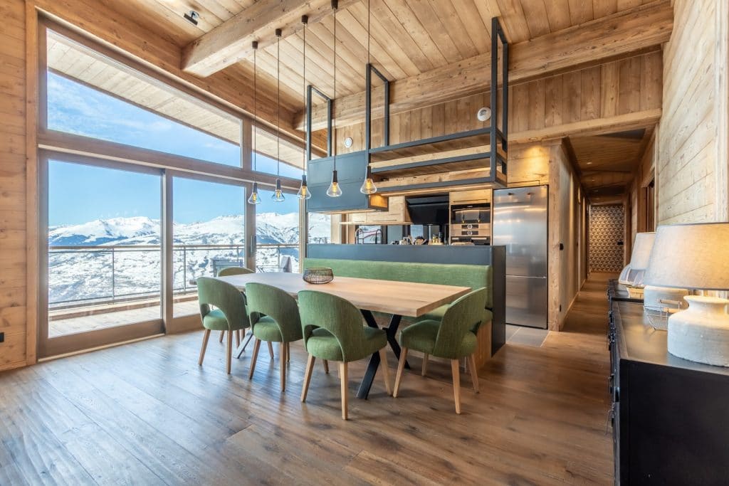 Appartement – 4 chambres – 12 voyageurs – 208 m²