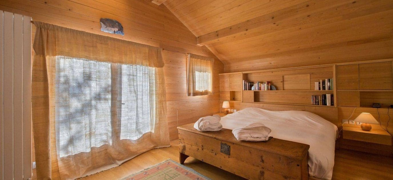 Chalet individuel avec accès direct aux pistes de ski – 6 chambres – 12 voyageurs – 300 m²