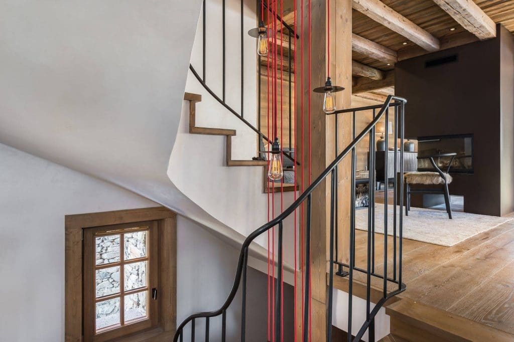 Chalet individuel avec jacuzzi extérieur – 5 chambres – 12 voyageurs – 340 m²