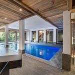 Chalet luxe avec hammam et piscine intérieure chauffée – 6 chambres – 14 voyageurs – 660 m²