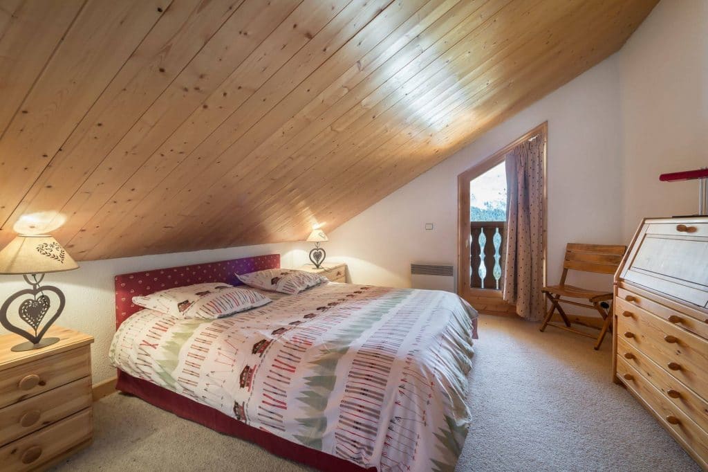 Appartement – 5 chambres – 12 voyageurs – 210 m²