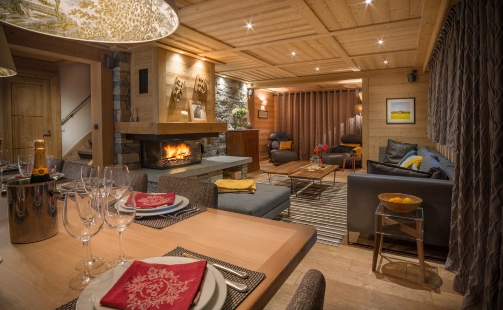 Chalet individuel avec salle de cinéma, jacuzzi extérieur – 7 chambres – 14 voyageurs – 230 m²