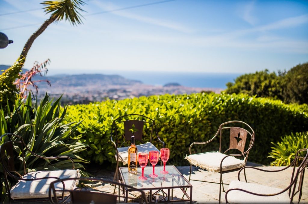 Villa indépendante Luxe – 5 chambres – 10 voyageurs – 400 m²