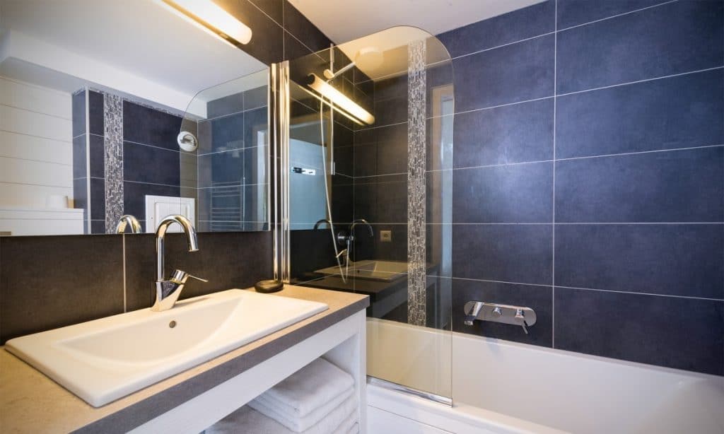 Chalet individuel avec jacuzzi extérieur – 6 chambres – 12 voyageurs – 280 m²