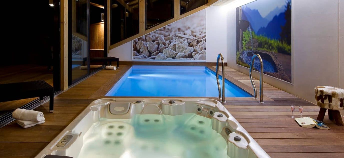 Chalet luxe avec jacuzzi intérieur, sauna, piscine intérieure chauffée – 8 chambres – 22 voyageurs – 270 m²