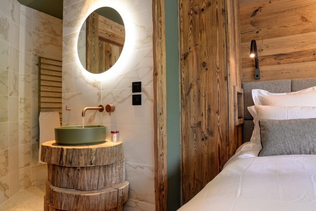 Chalet individuel avec piscine intérieure privée chauffée et sauna – 5 chambres – 14 voyageurs – 340 m²