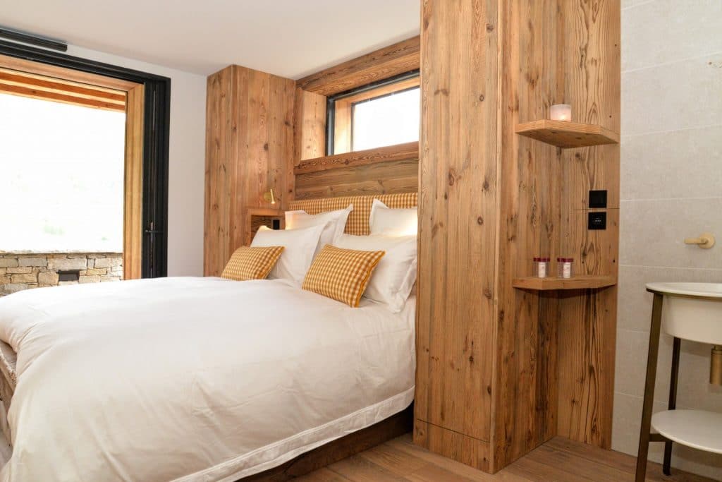 Chalet individuel avec piscine intérieure privée chauffée et sauna – 5 chambres – 14 voyageurs – 340 m²