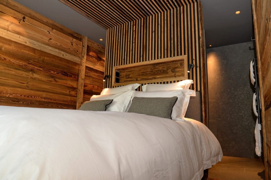 Chalet individuel avec piscine intérieure privée chauffée et sauna – 5 chambres – 14 voyageurs – 340 m²