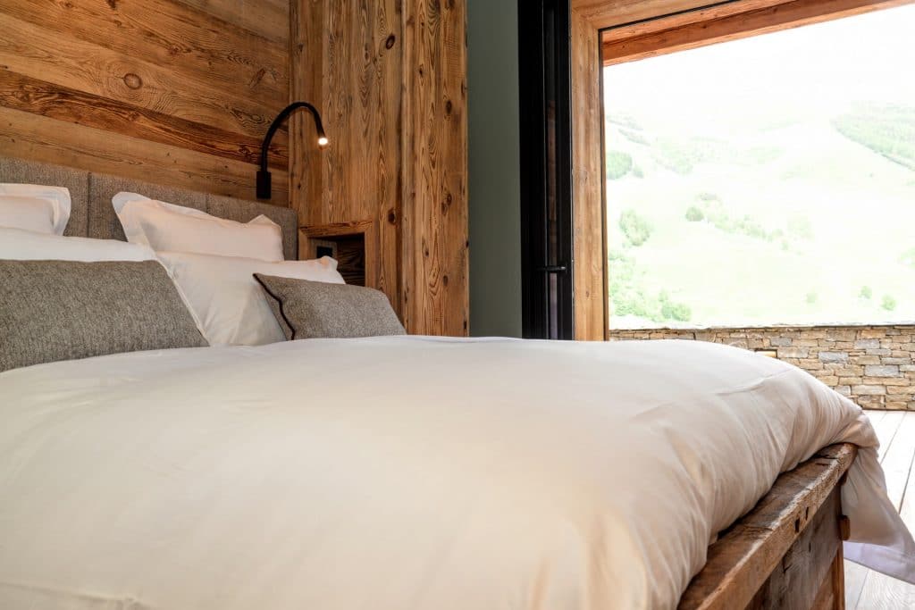 Chalet individuel avec piscine intérieure privée chauffée et sauna – 5 chambres – 14 voyageurs – 340 m²