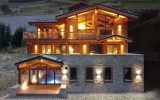 Chalet individuel avec piscine intérieure privée chauffée et sauna – 5 chambres – 14 voyageurs – 340 m²